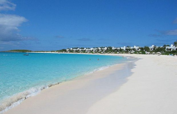 Тільки за попереднім записом: популярний карибський острів оголосив себе вільним від коронавіруса і оригінально запросив туристів