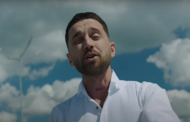 Український співак ледь не загинув на зйомках кліпу (відео)