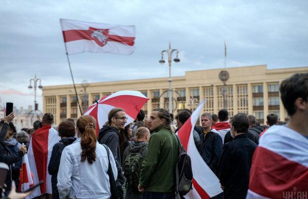 Громадяни Білорусі матимуть преференції при в'їзді в Україну - Кулеба