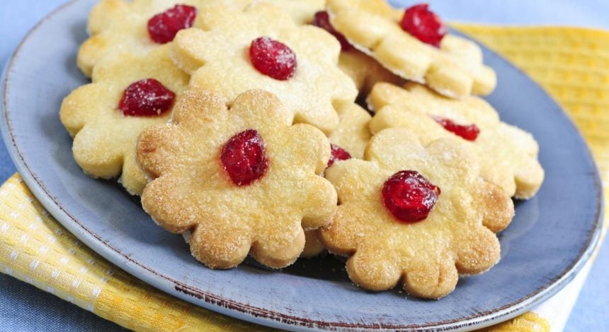 Нежно-рассыпчатое печенье: как быстро приготовить вкусную сладость дома