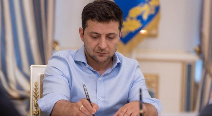 Зеленський вніс до Ради законопроект про лібералізацію застосування реєстраторів розрахункових операцій