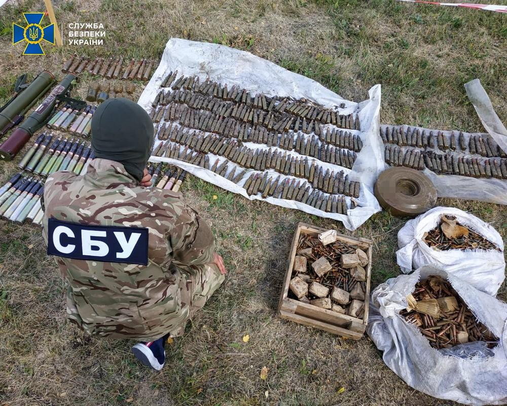 Вилучені боєприпаси знищать / фото СБУ Вилучені боєприпаси знищать / фото СБУ