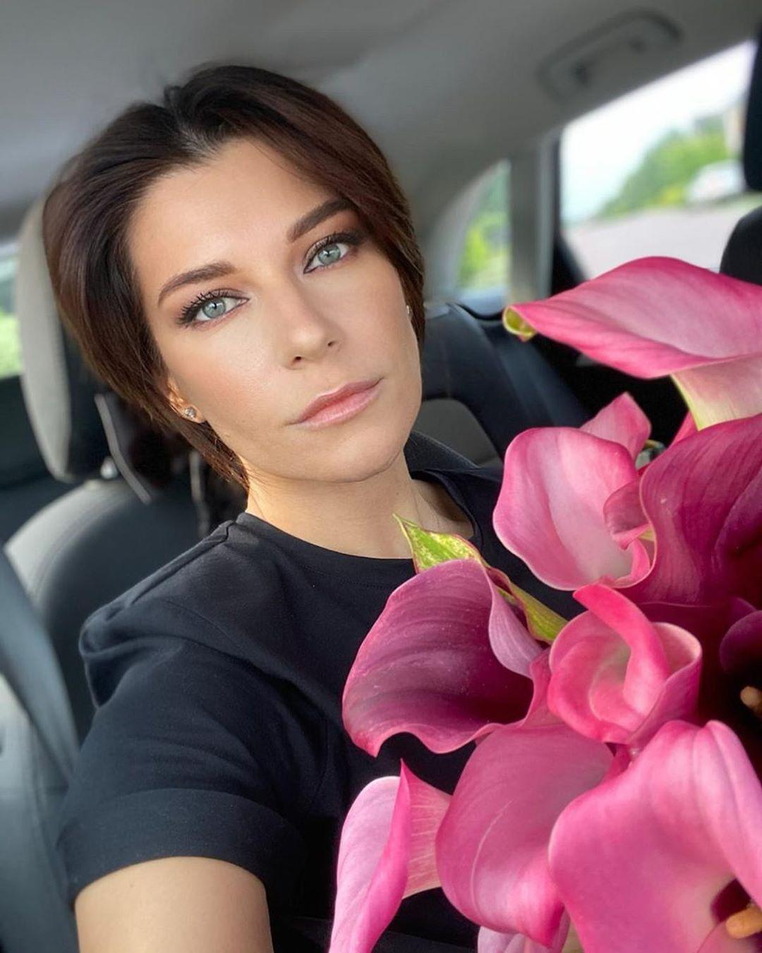 На церемонию прощания едут и коллеги Клюева / Instagram Екатерина Волкова На церемонию прощания едут и коллеги Клюева / Instagram Екатерина Волкова