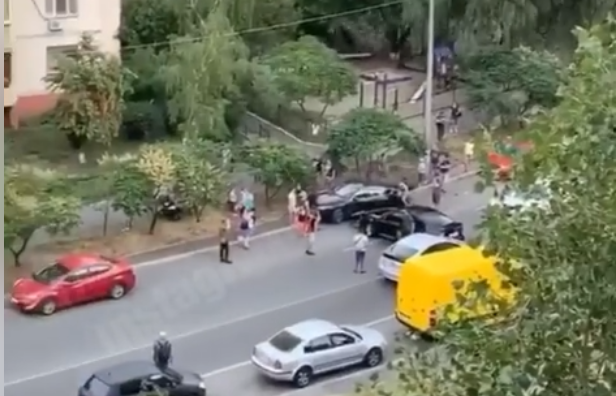 Движение на некоторое время было заблокировано / скриншот видео Движение на некоторое время было заблокировано / скриншот видео
