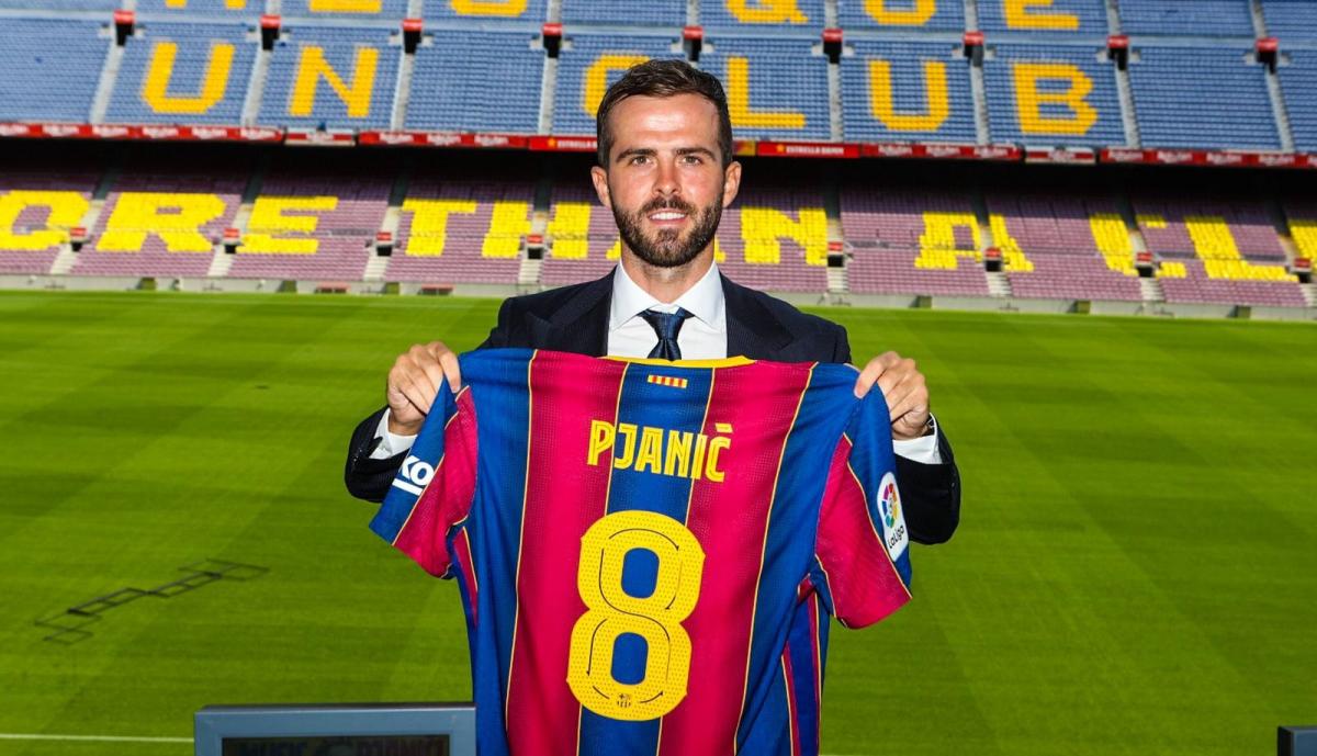 П'яніч приєднався до Барселони / фото twitter.com/FCBarcelona П'яніч приєднався до Барселони / фото twitter.com/FCBarcelona