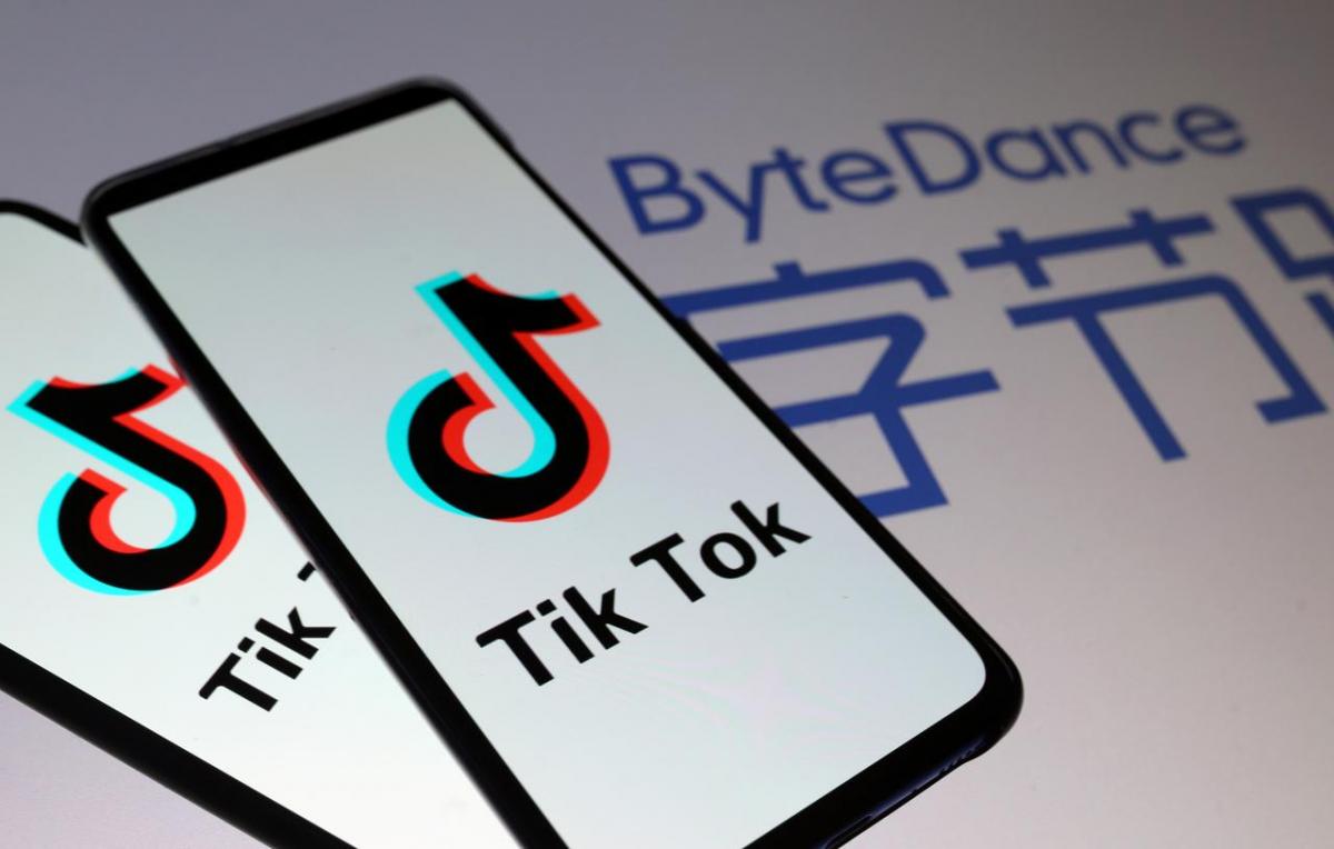 В Британии чиновникам запретили использовать TikTok на рабочих телефонах / фото REUTERS