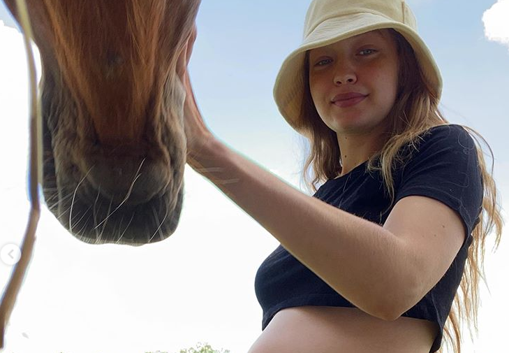 У Хадід буде дівчинка \ instagram.com/gigihadid У Хадід буде дівчинка \ instagram.com/gigihadid