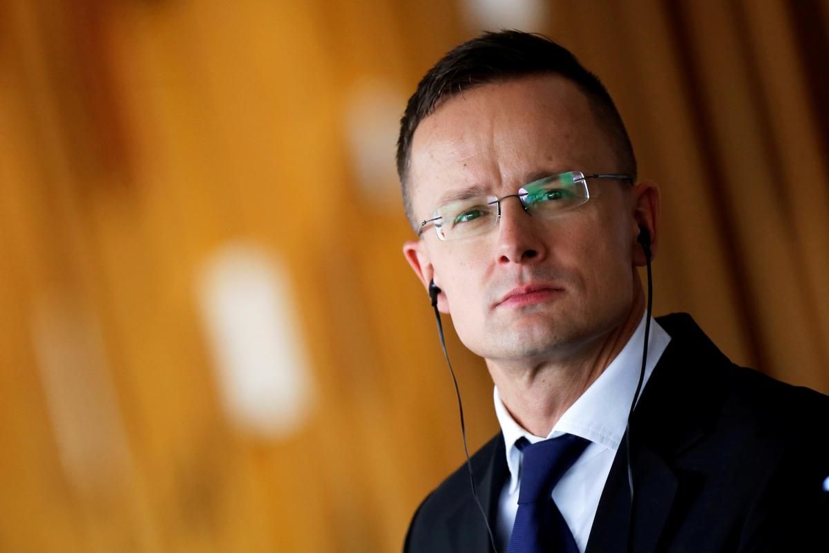 Сийярто вчера объявил о планах блокировать помощь Украине / фото REUTERS Сийярто вчера объявил о планах блокировать помощь Украине / фото REUTERS