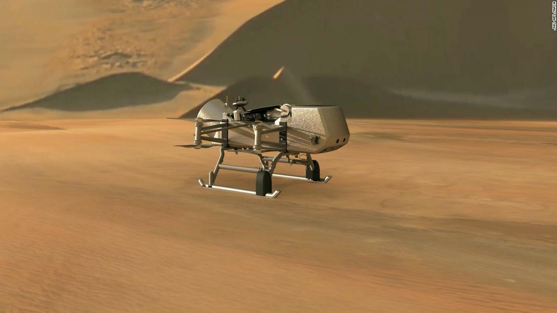 NASA готовится отправить аппарат Dragonfly на Титан / фото cnn.com NASA готовится отправить аппарат Dragonfly на Титан / фото cnn.com