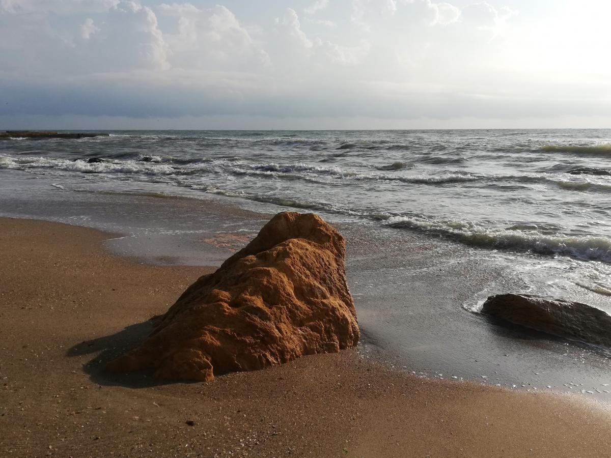 Фото Бархатный сезон на пляжах Одессы 30 сентября 2020