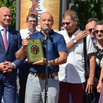 В Одессе на Аллее звезд открыли 5 новых имен (фото)