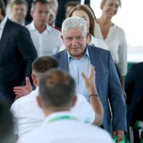 "Уже месяц": глава "Слуги народа" заявил, что комик Филимонов готовится возглавить Одессу