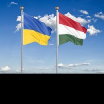 Szijjarto supports Kuleba's position on building 