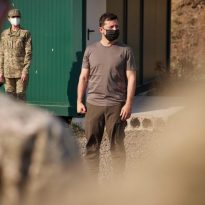 Zelensky vows not to reduce Ukrainian army budget in 2021