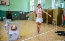 Автор перформанса с пенисом на избирательном участке в Беларуси переехал в Киев