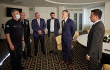 Zelensky holds urgent meeting over wildfires in Kharkiv, Luhansk regions (Video)
