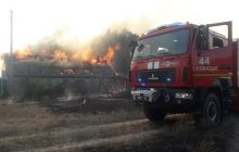 Масштабный пожар на Харьковщине: огнем охвачено 500 га леса и полностью уничтожен один населенный пункт