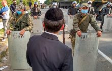 Хто чекає та не чекає хасидів в Україні. Що відбувалося на кордоні за шість годин до закриття КПП "Нові Яриловичі"