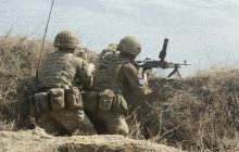 Ukrainian, British paratroopers practice assault on populated areas during Joint Effort 2020 drill