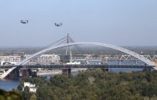 Над Днепром в Киеве летали американские военные конвертопланы: как это было (фоторепортаж)