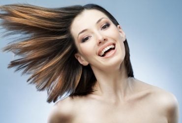 Стиліст назвав колір волосся, який омолодить ваше обличчя