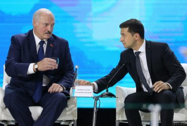 Лукашенко назвав Зеленського безголовим: його у стійло намагаються загнати (відео)