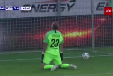 Дніпро-1 - Олімпік - 0:2. Відео голу Тейшейри