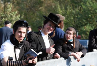 Hasidim pilgrims stuck at Belarus-Ukraine border amid COVID-19 lockdown