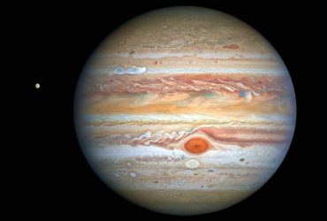 Вчені заявили про виявлення великих супутників з океанами в Сонячній системі