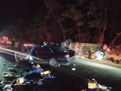 Постраждалих з травмами різних ступенів тяжкості госпіталізовано до лікарні / фото: ГУНП в Чернівецькій області Постраждалих з травмами різних ступенів тяжкості госпіталізовано до лікарні / фото: ГУНП в Чернівецькій області