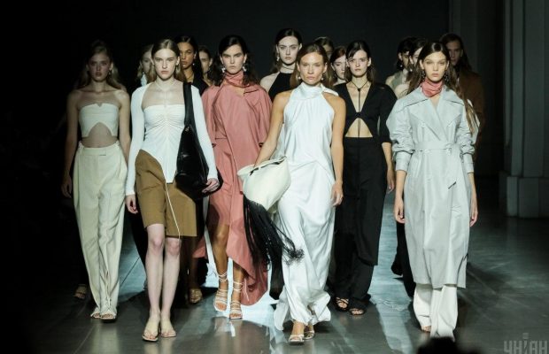 Ukrainian Fashion Week 2020: у чому прийшли зірки на модний захід