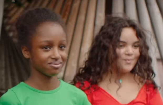 Netflix попал в скандал: киноманы требуют удалить фильм, который побуждает к педофилии