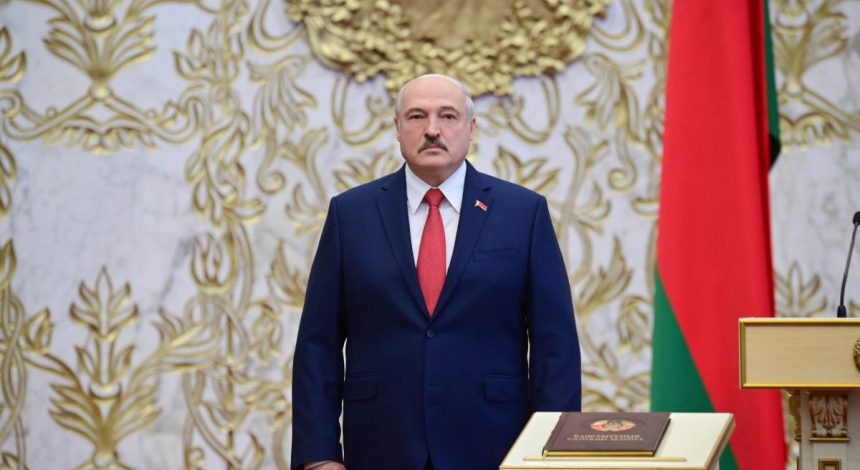 Лукашенко дозволив силовикам застосовувати бойову техніку проти протестувальників