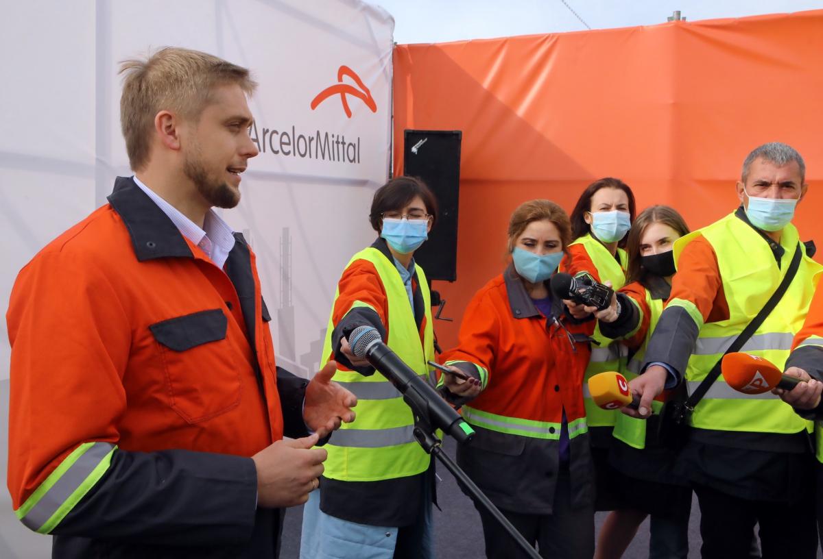 Бондаренко Олександр, голова Дніпропетровської обласної державної адміністрації Бондаренко Олександр, голова Дніпропетровської обласної державної адміністрації