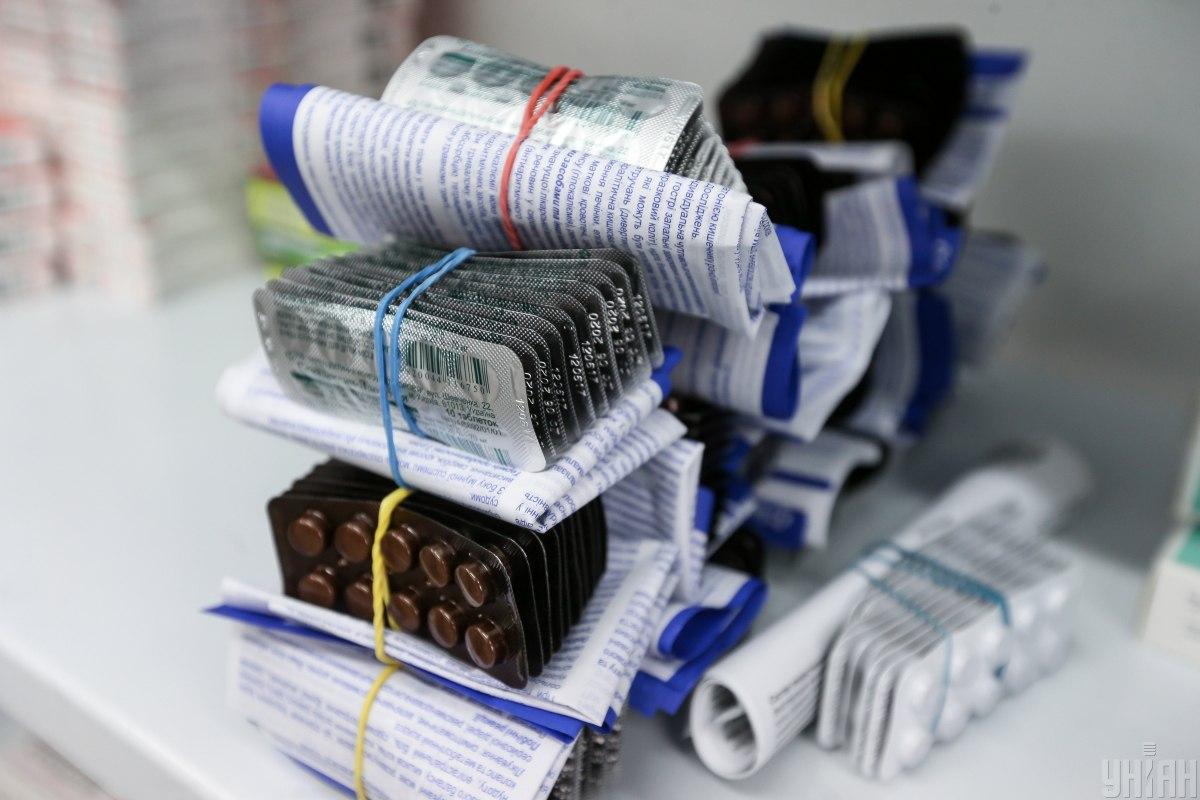 До ціни лікарського засобу на упаковці долучаються маркетингові націнки та різні бонуси / фото УНІАН, В'ячеслав Ратинський До ціни лікарського засобу на упаковці долучаються маркетингові націнки та різні бонуси / фото УНІАН, В'ячеслав Ратинський