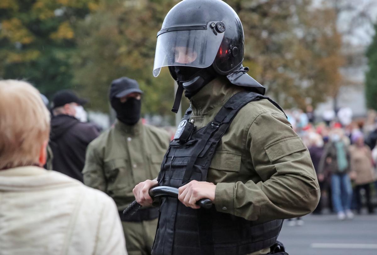 Силовики из Беларуси / иллюстрация REUTERS Силовики из Беларуси / иллюстрация REUTERS