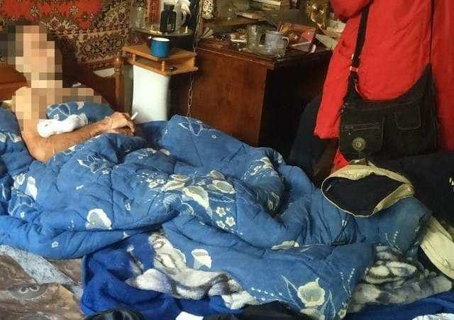 Одесит намагався накласти на себе руки / фото facebook.com/odesapolice Одесит намагався накласти на себе руки / фото facebook.com/odesapolice