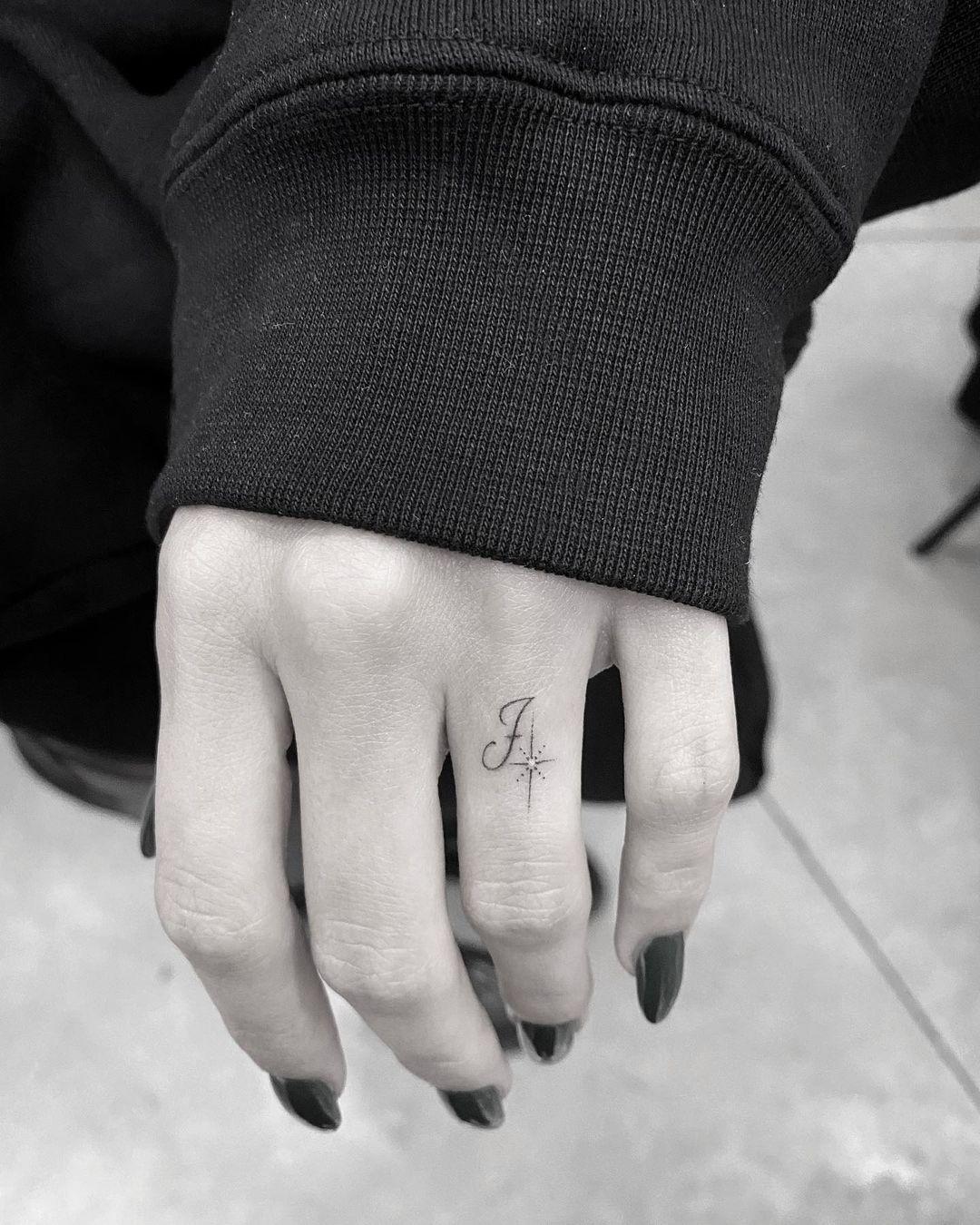 Модель показала фото / instagram.com/mr.k_tattoo Модель показала фото / instagram.com/mr.k_tattoo