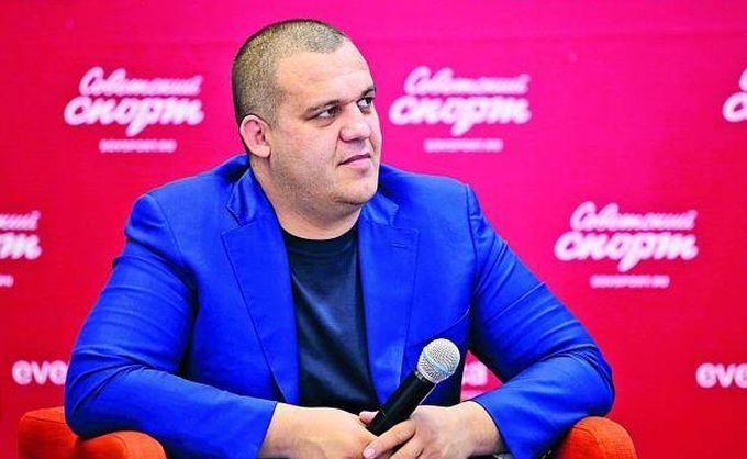 Умар Кремлев занимает пост первого вице-президента Европейской конфедерации бокса / фото sovsport.ru Умар Кремлев занимает пост первого вице-президента Европейской конфедерации бокса / фото sovsport.ru