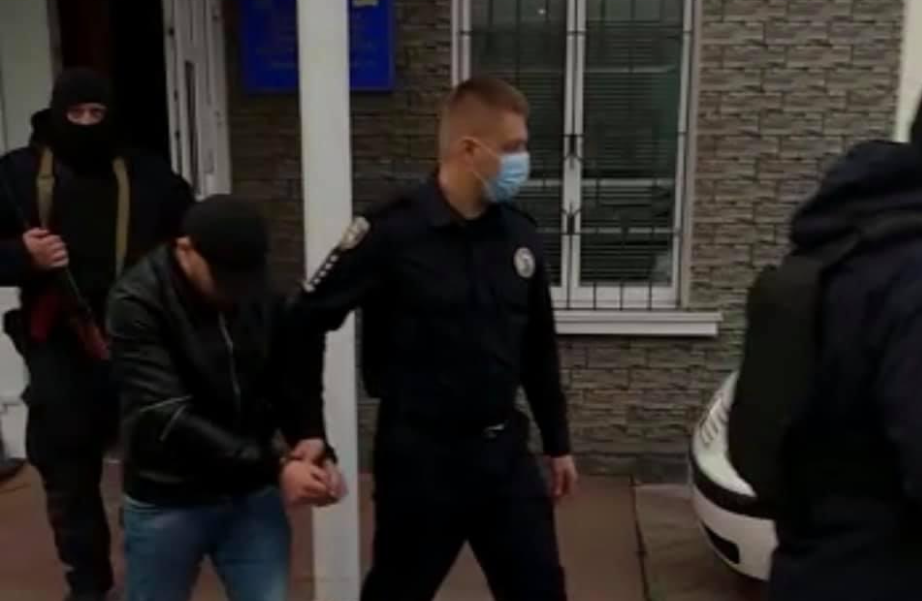 На Винничине напали на членов УИК / Национальная полиция На Винничине напали на членов УИК / Национальная полиция