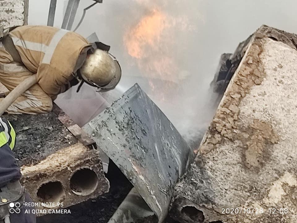 В результаті вибуху загинули дві людини / фото ДСНС В результаті вибуху загинули дві людини / фото ДСНС