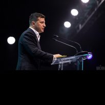 Zelensky announces all-Ukrainian poll on local election day