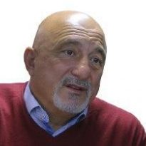 досвідчений дегустатор. Навіть той, хто каже - Я у вині не розбираюся...
