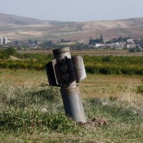 Armenian PM signs peace deal over Nagorno-Karabakh, Russian peacekeepers to be deployed