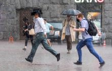 Сегодня Киев накроют дожди с грозами и сильный ветер