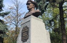 Перший у світі: в Києві відкрили пам'ятник полковнику УНР Петру Болбочану (фото)