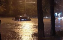 Мощный ливень в Тернополе превратил дороги в реки (фоторепортаж, видео)