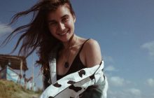 "Нереально гарна": Jerry Heil розчулила мережу ніжними фото на березі моря