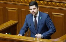 Нардеп Качура требует от СБУ выяснить гражданство Арахамии и Рудык