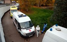Реанімація "забита","швидкі" стоять у черзі: лікар розповів про катастрофу через коронавірус у Харкові (фото)
